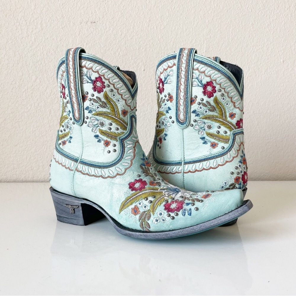 NWT Lane Chloe Booties size 10